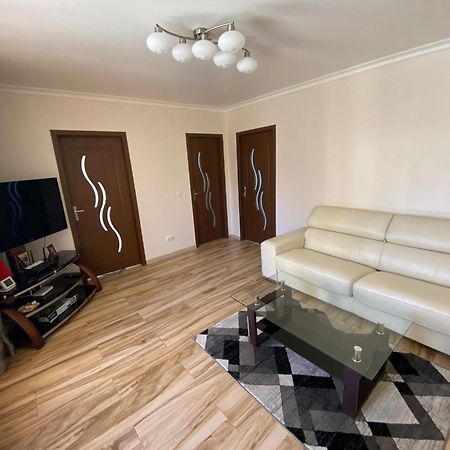 Transilvania Rent Хунедоара Екстериор снимка