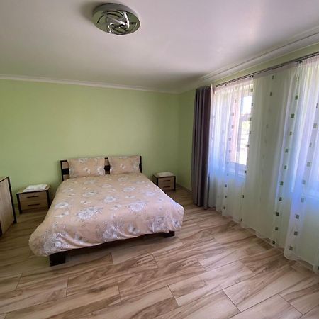 Transilvania Rent Хунедоара Екстериор снимка