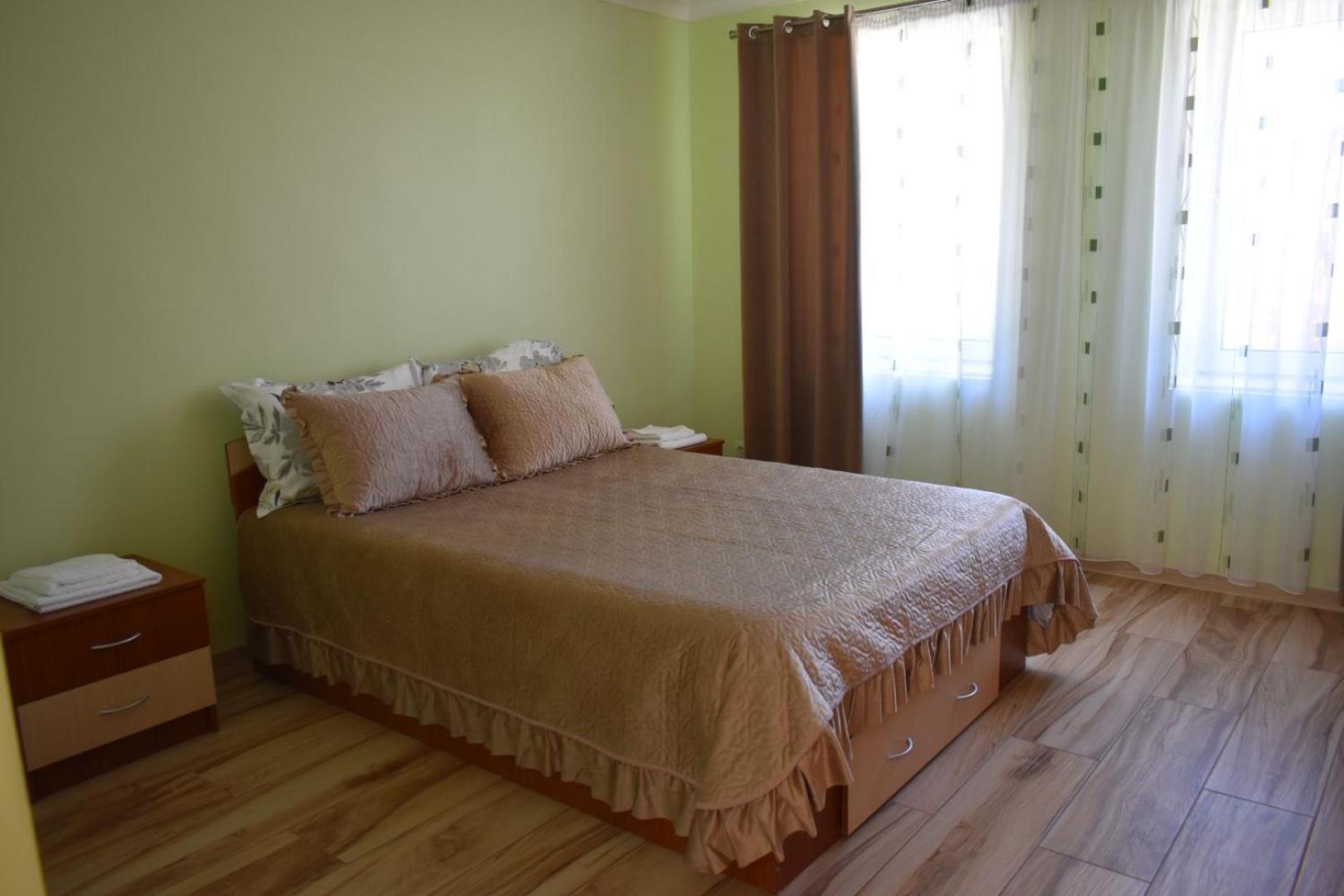 Transilvania Rent Хунедоара Екстериор снимка
