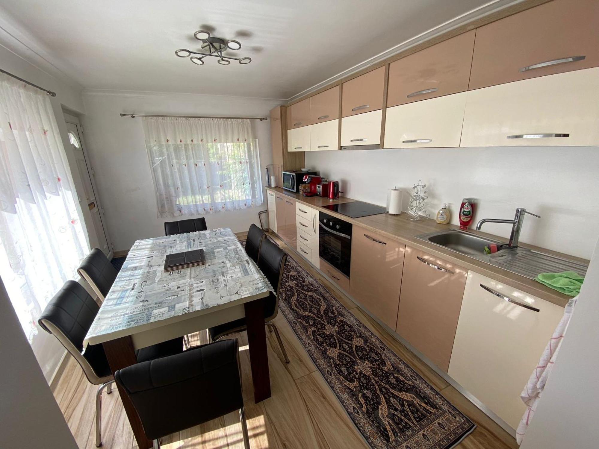 Transilvania Rent Хунедоара Екстериор снимка